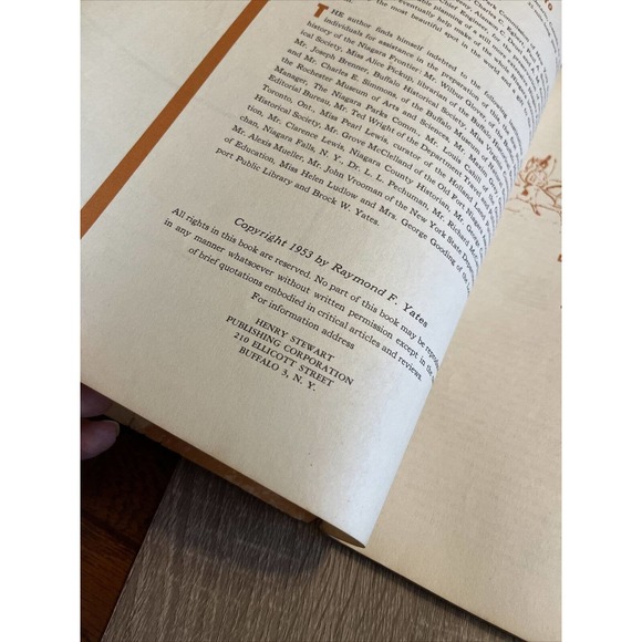 A Picture History Of Niagara Raymond Yates Paperback 1953 Henry Stewart Pub. - Picture 6 of 16